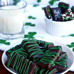 https://www.thiswortheylife.com/recipe-for-mint-chocolate-grahams/