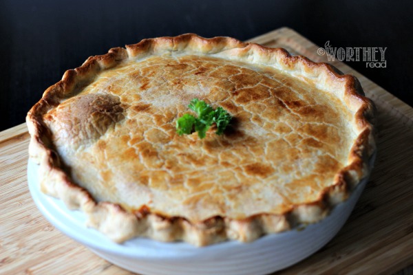 The perfect chicken pot pie recipe that's easy to make and great for anytime of the year. Skip the freezer pot pies and prepare a healthy homemade meal for your family with this quick and easy dinner recipe.