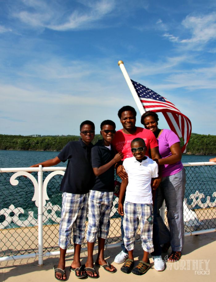 The Worthey Family Branson Belle Mo