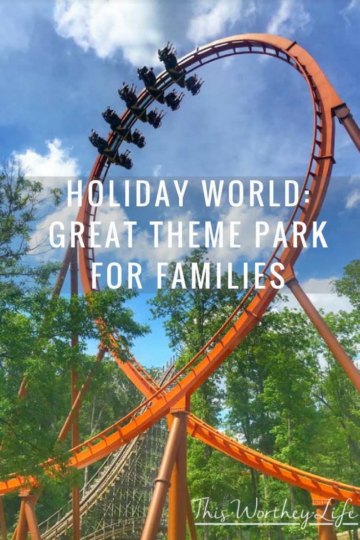 Great family vacation idea to check out this summer- Just a short drive from Michigan, you will find one of the best theme parks in the Midwest. Read about our adventures at Holiday World, and why it's a great theme park for families!
