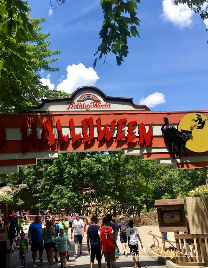 Best theme park- Holiday World