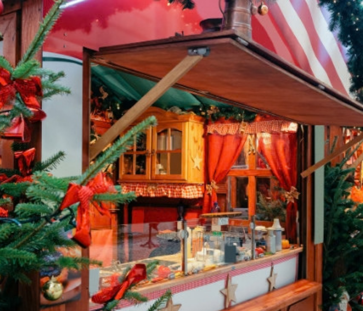 Best Christmas Towns in Illinois