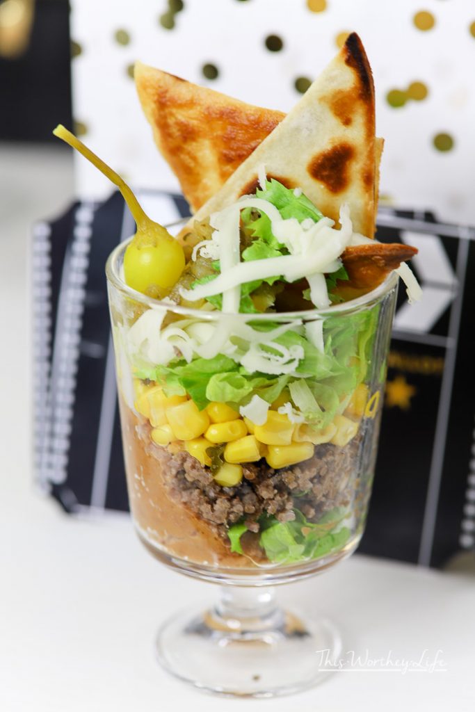 How to Decorate for an Oscars Viewing Party