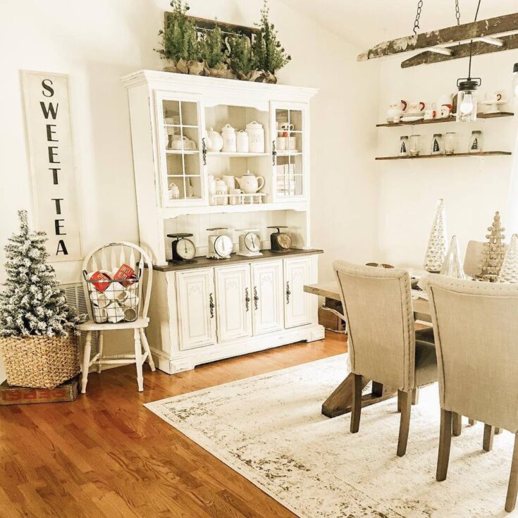 Image for Jessica on Instagram: “Can you believe Christmas is less than two weeks away? This year has really flew by! Over the year we have been blessed with our shop and…”