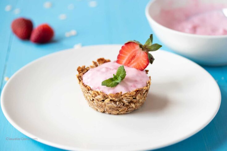 Image for Oatmeal Cups with Healthy Fillings