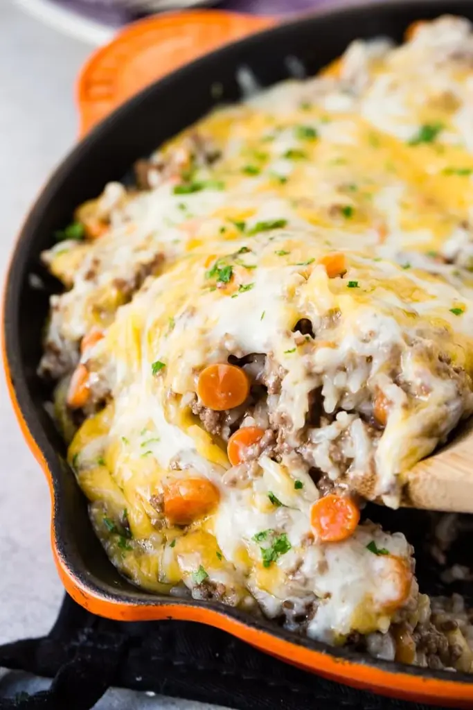 Instant Pot Cheesy Ground Beef&nbsp;and Rice Casserole