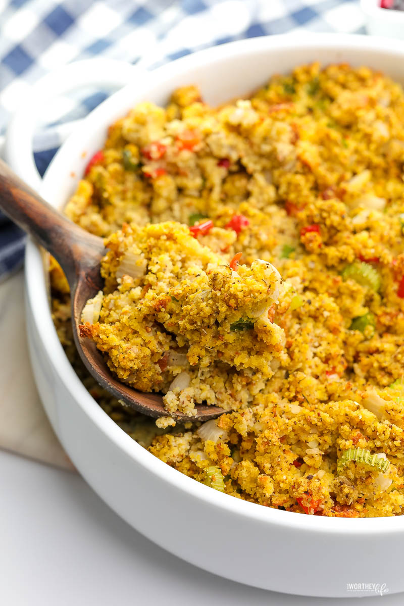 How To Make Easy Cornbread Dressing Recipe