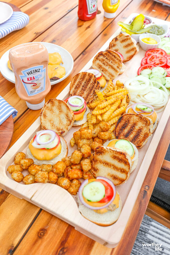 &nbsp;How to make a burger board