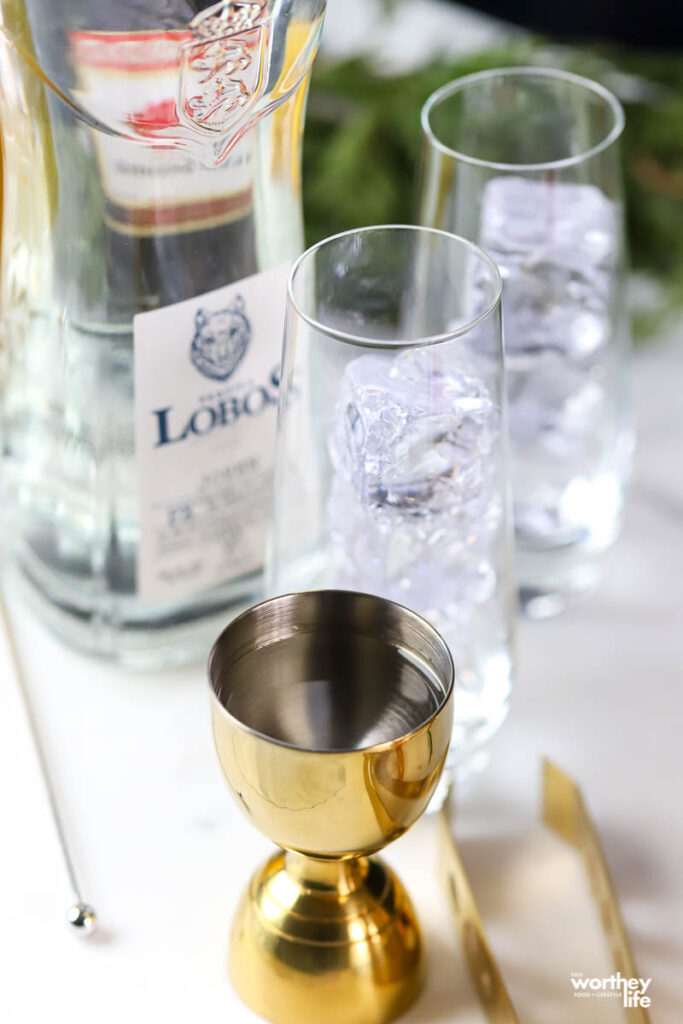 where to buy lobos 1707