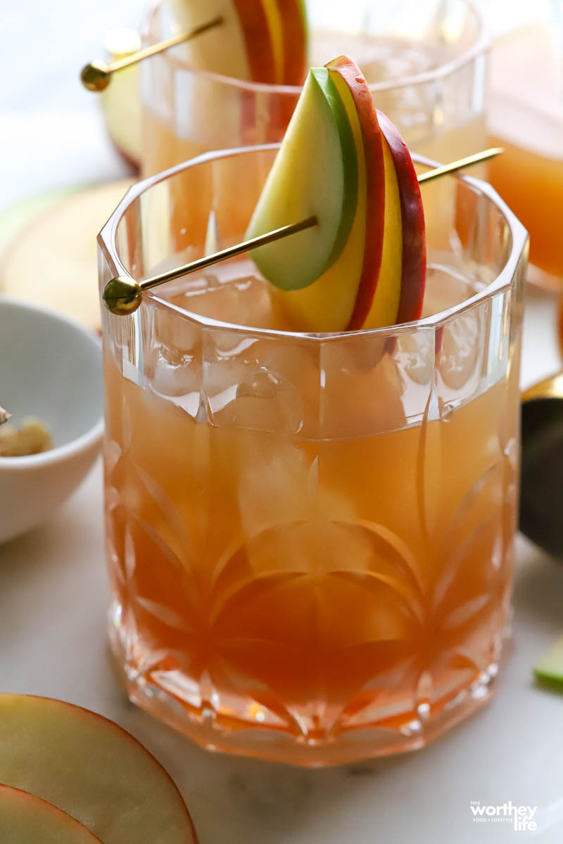 Fall cocktail made with Bourbon