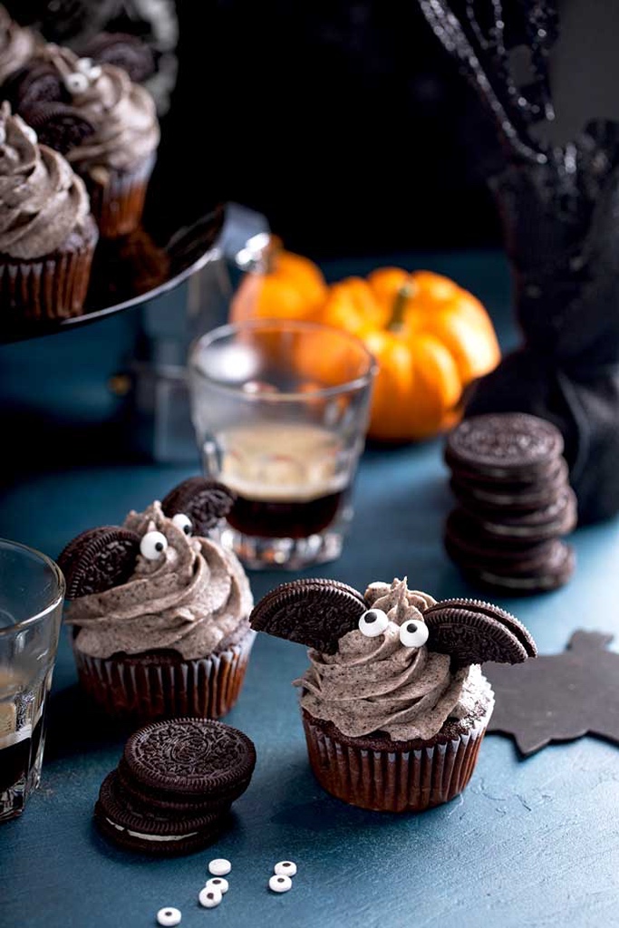 Oreo Bat Cupcakes&nbsp;