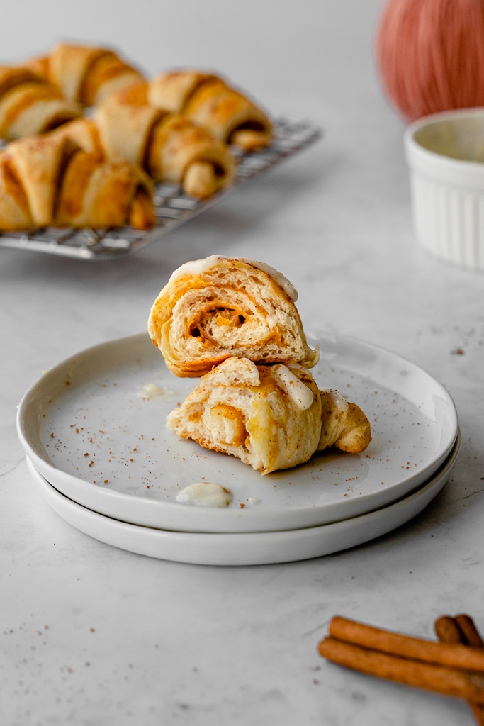 Pumpkin Cream Cheese Rolls&nbsp;