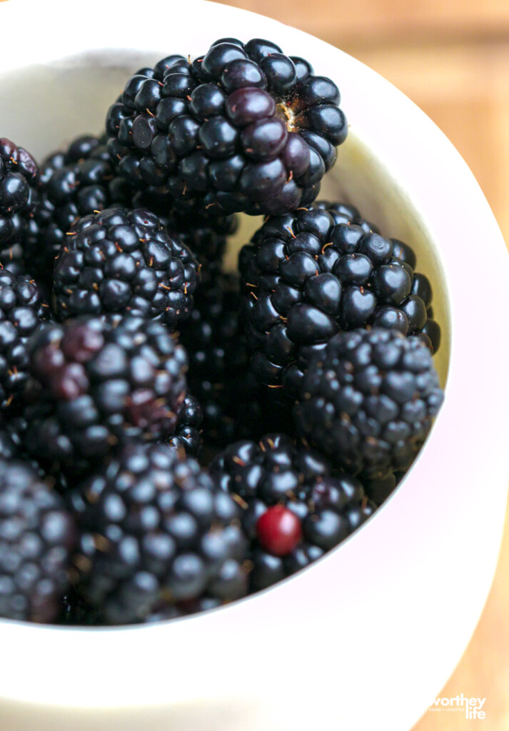 Fresh Blackberries in a white bowl