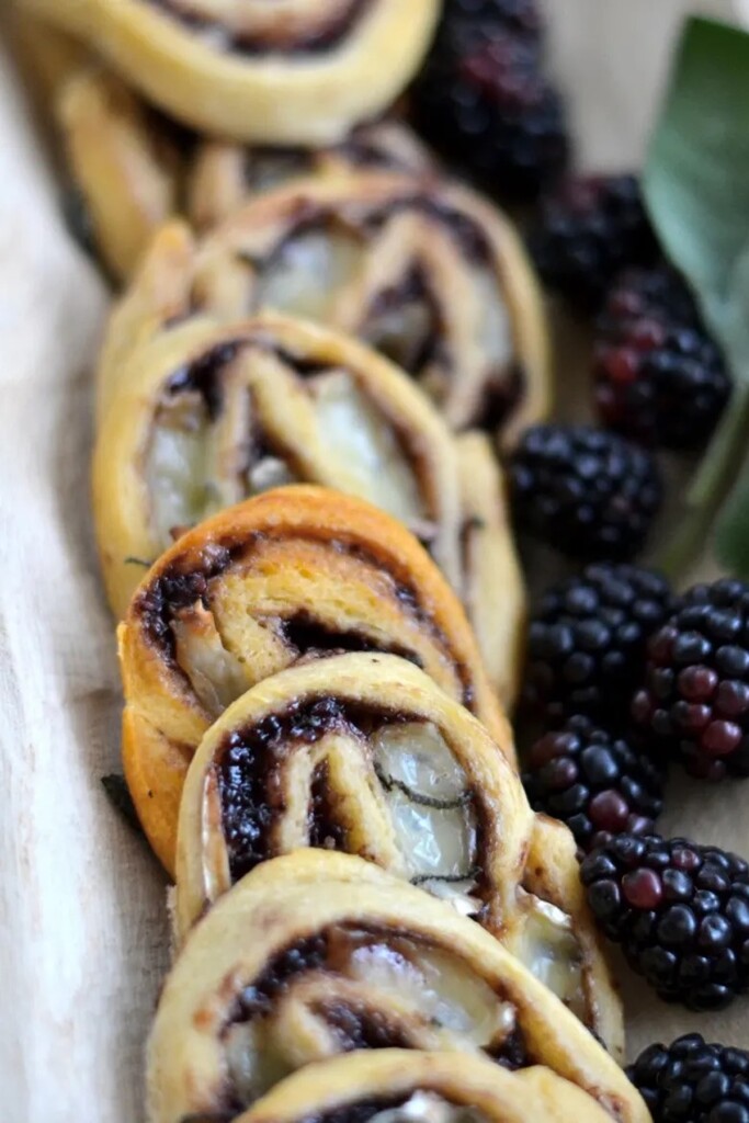 Brie BB Jam Sage Pinwheels