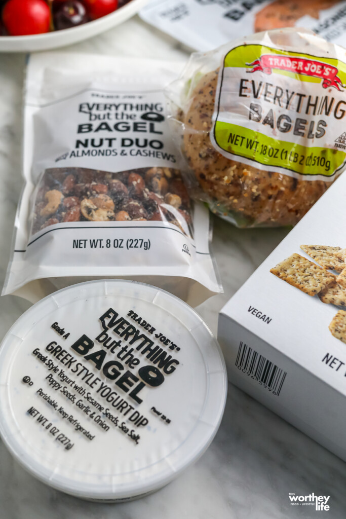 items needed for a bagel board