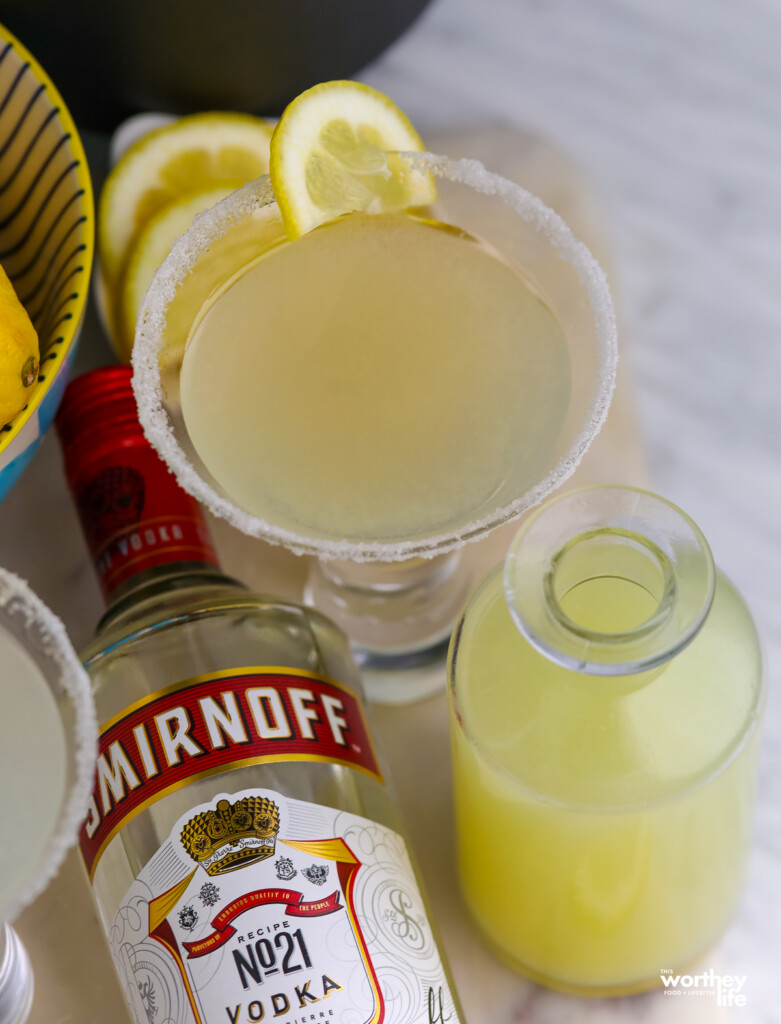 summer cocktail with lemon