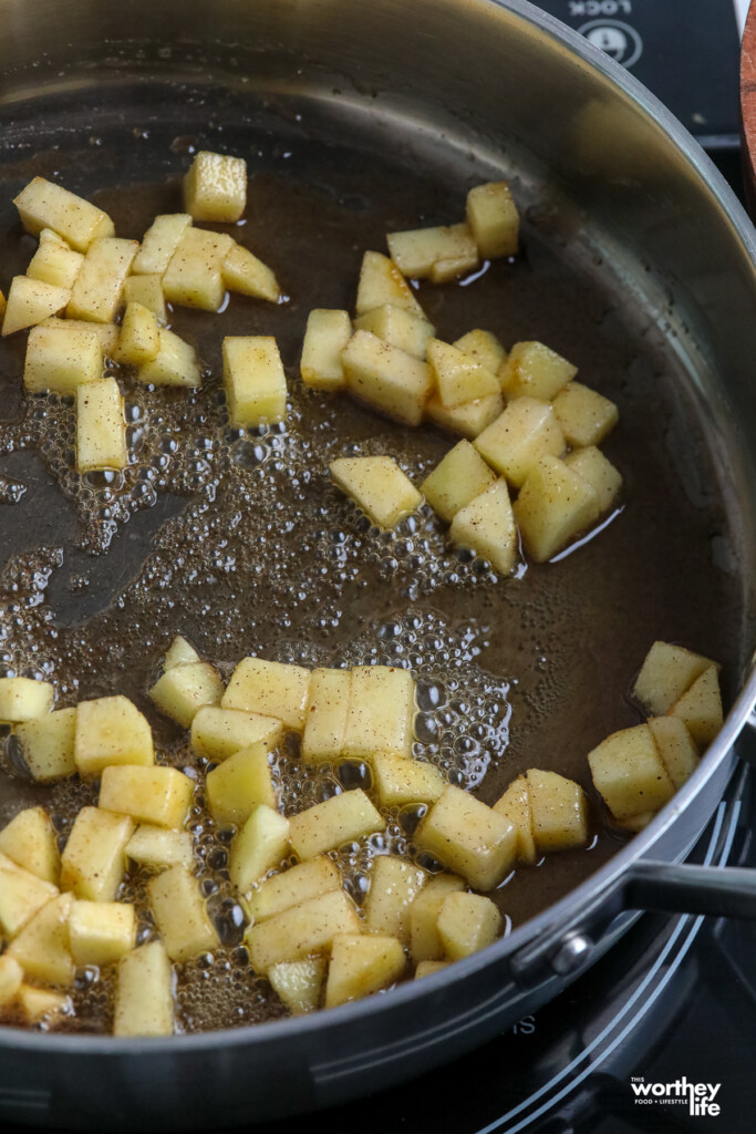 skillet pan-fried apples