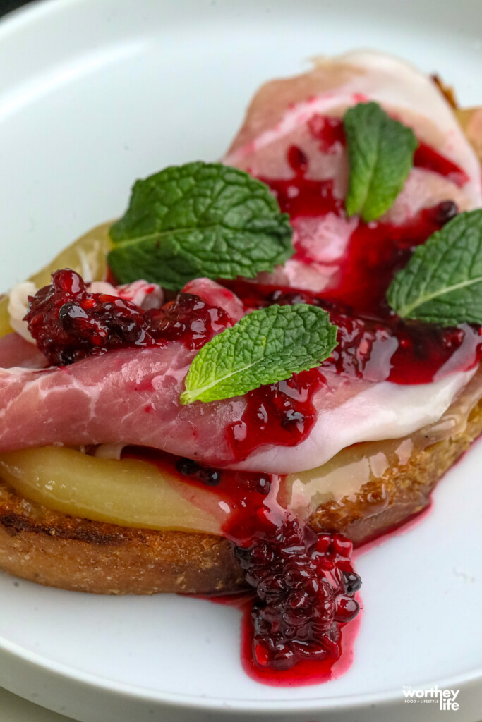 blackberry jam appetizer