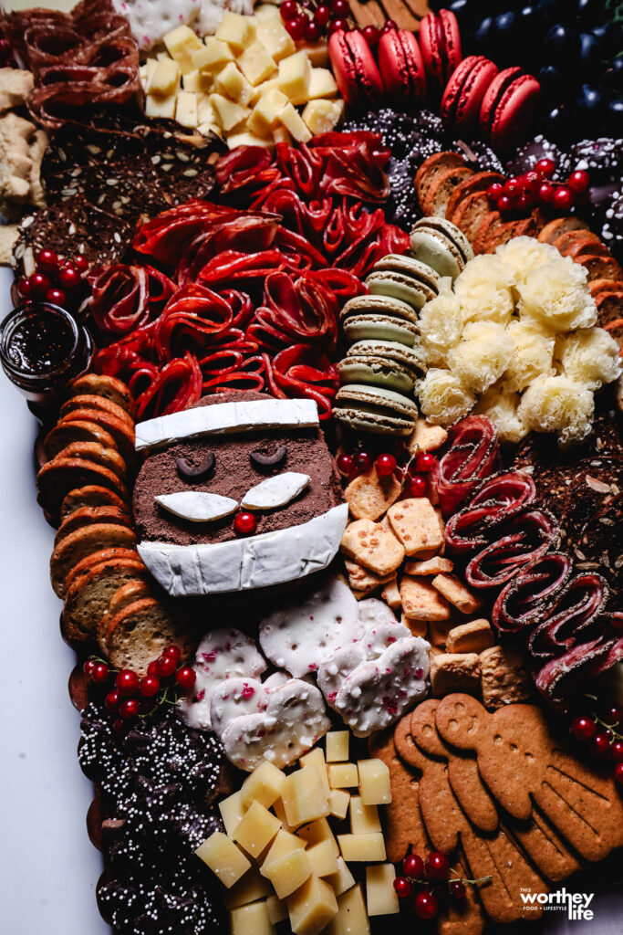 how to make a Black Santa Charcuterie board